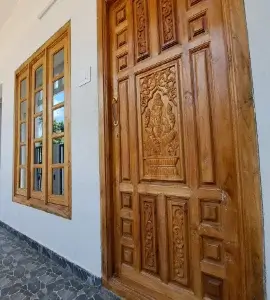 Secure stay Thirukadaiyur