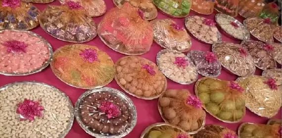 Traditional Seervarisai (Thambulam)